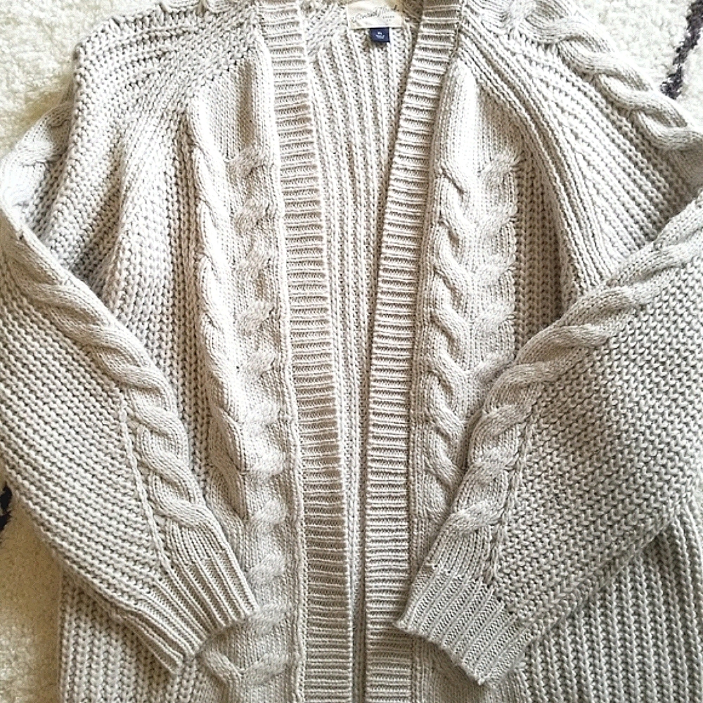 Universal Thread Light Gray Knit Cardigan - Picture 2 of 3